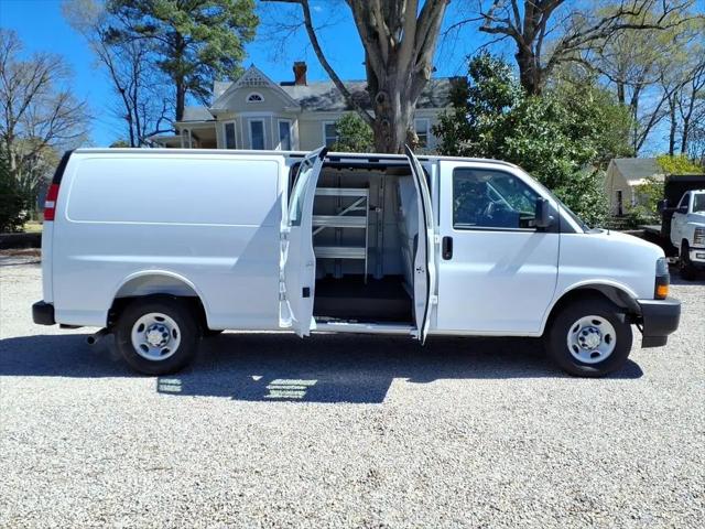 2026 Chevrolet Express Cargo Van 2500 Extended Wheelbase, WT, RWD