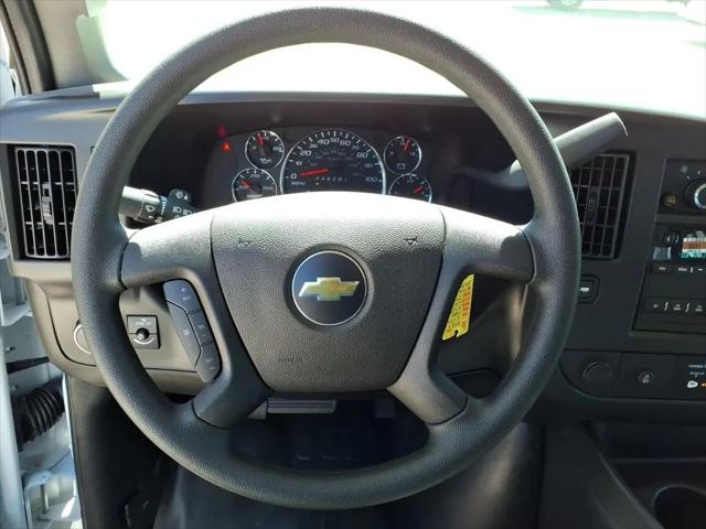 2026 Chevrolet Express Cargo Van 2500 Extended Wheelbase, WT, RWD