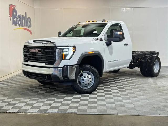2026 GMC Sierra 3500HD Pro