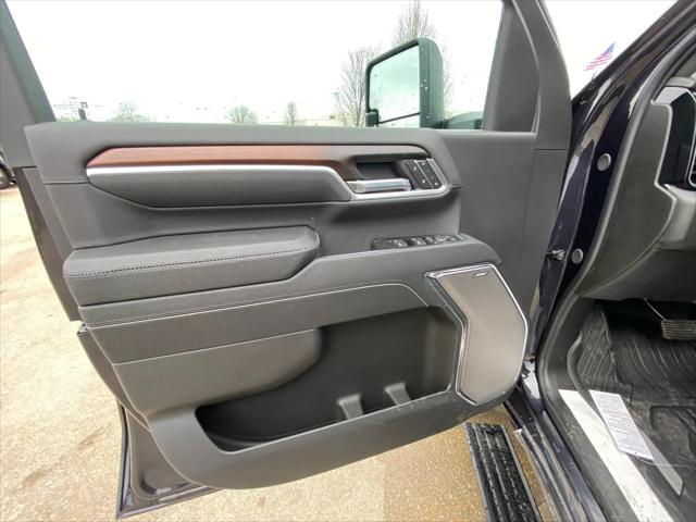 2026 GMC Sierra 2500HD Crew Cab, Standard Bed, Denali, 4WD