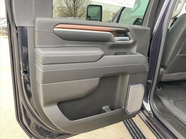 2026 GMC Sierra 2500HD Crew Cab, Standard Bed, Denali, 4WD