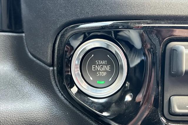 2026 GMC Sierra 1500 Crew Cab, Short Bed, SLT, 4WD