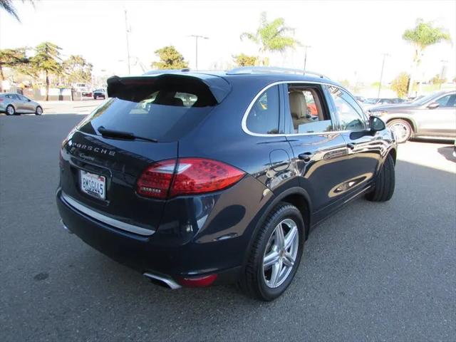 2013 Porsche Cayenne Cayenne