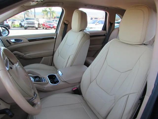 2013 Porsche Cayenne Cayenne