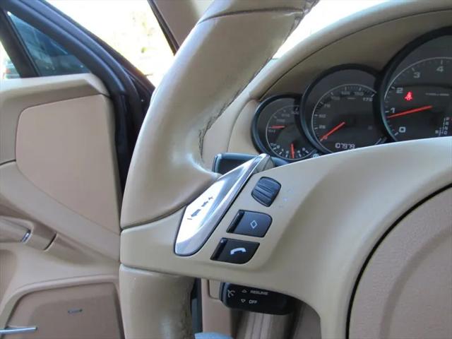 2013 Porsche Cayenne Cayenne