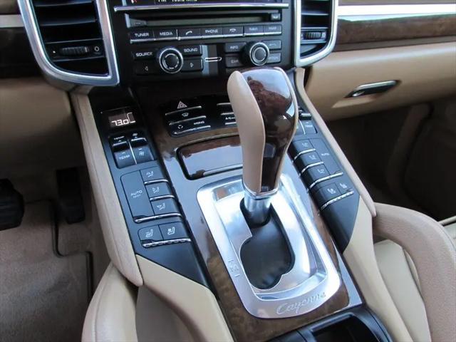 2013 Porsche Cayenne Cayenne
