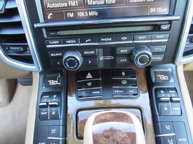 2013 Porsche Cayenne Cayenne