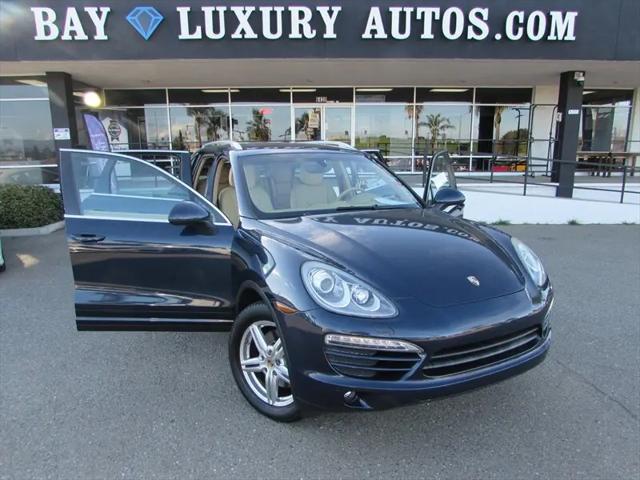2013 Porsche Cayenne Cayenne