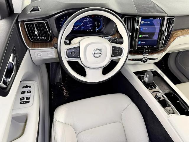 2022 Volvo XC60 B5 Momentum