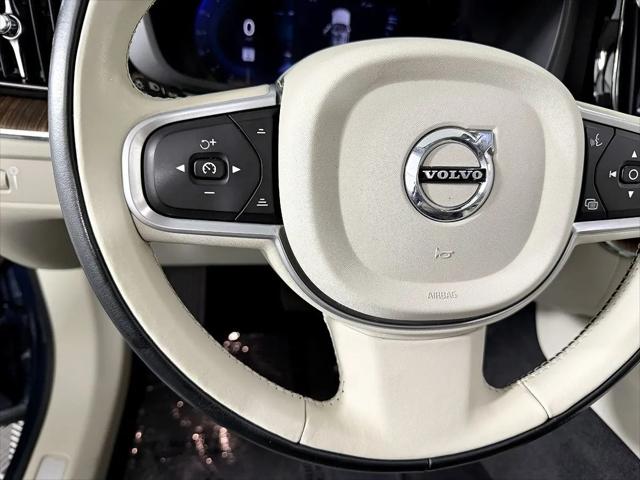 2022 Volvo XC60 B5 Momentum