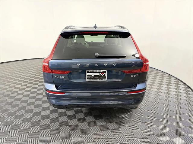 2022 Volvo XC60 B5 Momentum
