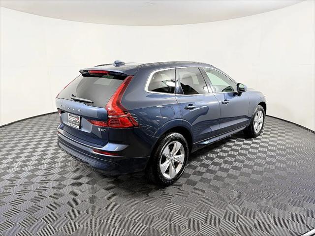 2022 Volvo XC60 B5 Momentum