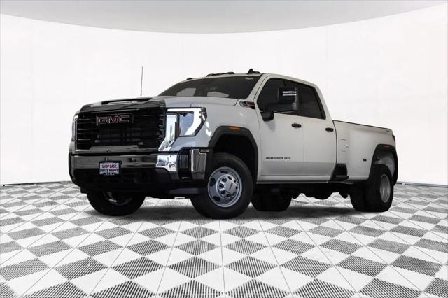 2026 GMC Sierra 3500HD Crew Cab, Long Bed, Pro Dual Rear Wheel, 4WD