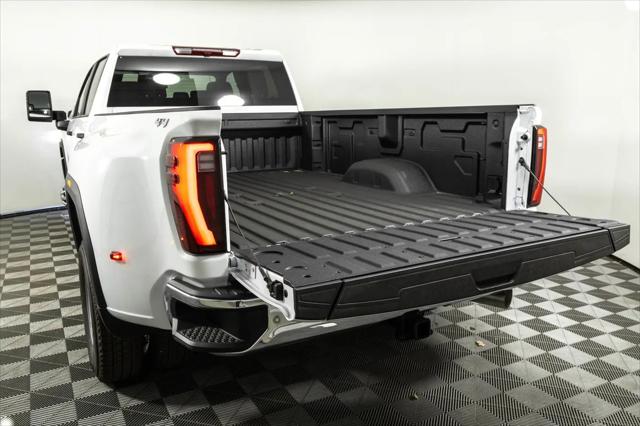 2026 GMC Sierra 3500HD Crew Cab, Long Bed, Pro Dual Rear Wheel, 4WD