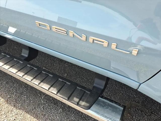 2026 GMC Canyon Denali, 4WD