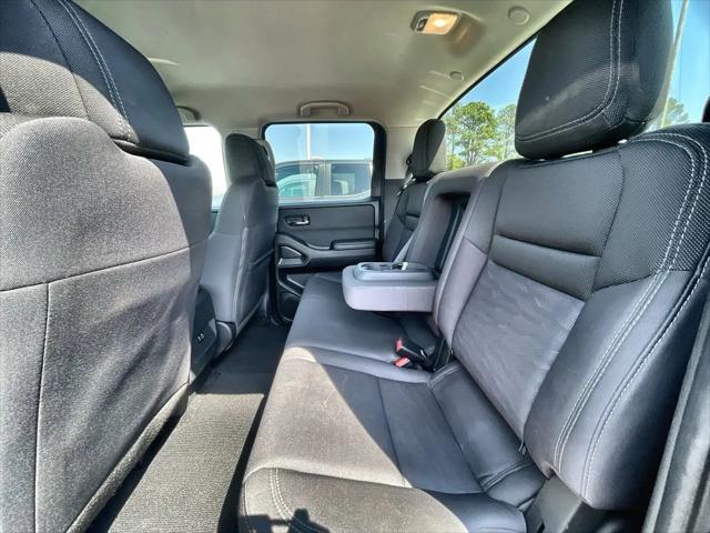 2024 Nissan Frontier Crew Cab SV 4x4