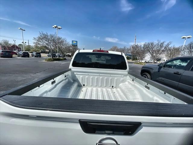 2024 Nissan Frontier Crew Cab SV 4x4