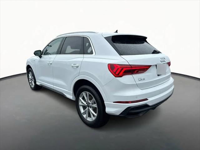 2025 Audi Q3 Premium 45 TFSI S line quattro Tiptronic