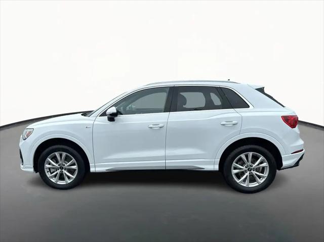 2025 Audi Q3 Premium 45 TFSI S line quattro Tiptronic