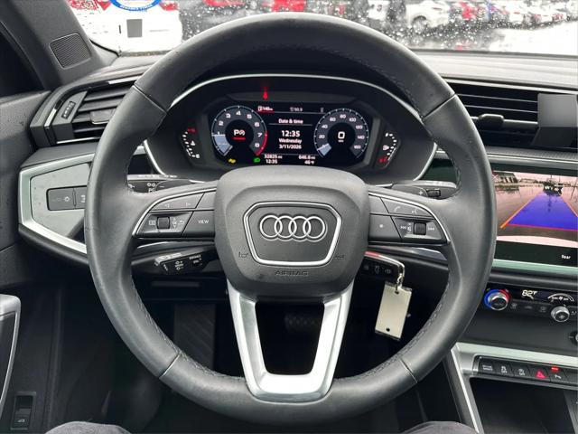 2025 Audi Q3 Premium 45 TFSI S line quattro Tiptronic