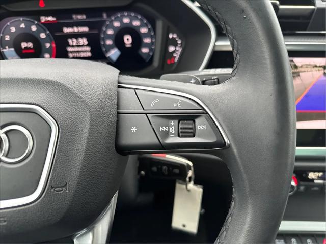 2025 Audi Q3 Premium 45 TFSI S line quattro Tiptronic