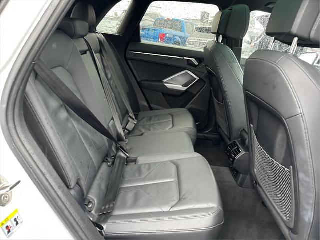 2025 Audi Q3 Premium 45 TFSI S line quattro Tiptronic