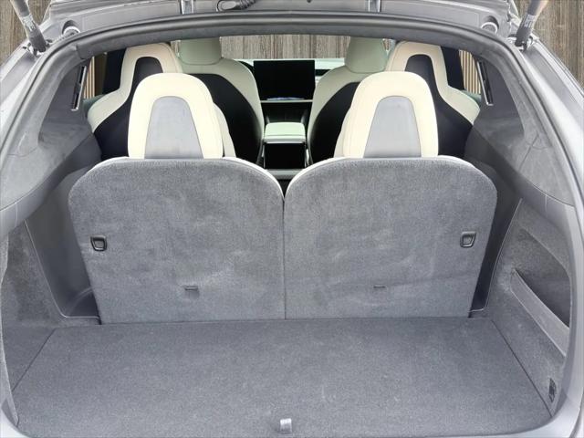 2023 Tesla Model X Plaid Tri Motor All-Wheel Drive