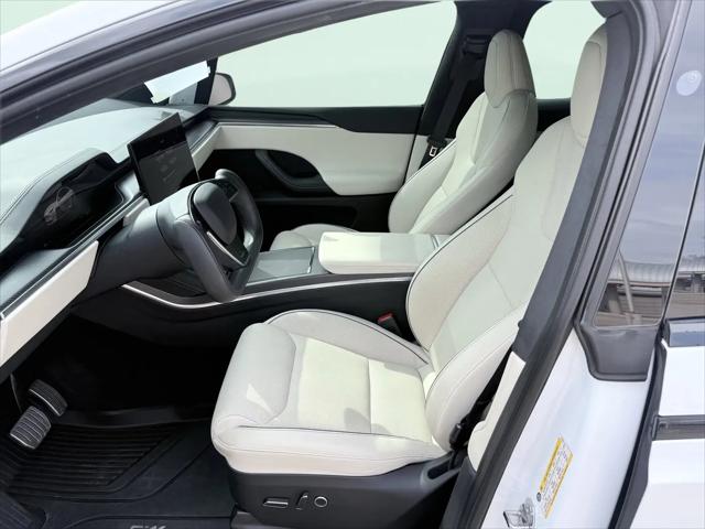 2023 Tesla Model X Plaid Tri Motor All-Wheel Drive