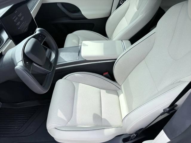 2023 Tesla Model X Plaid Tri Motor All-Wheel Drive