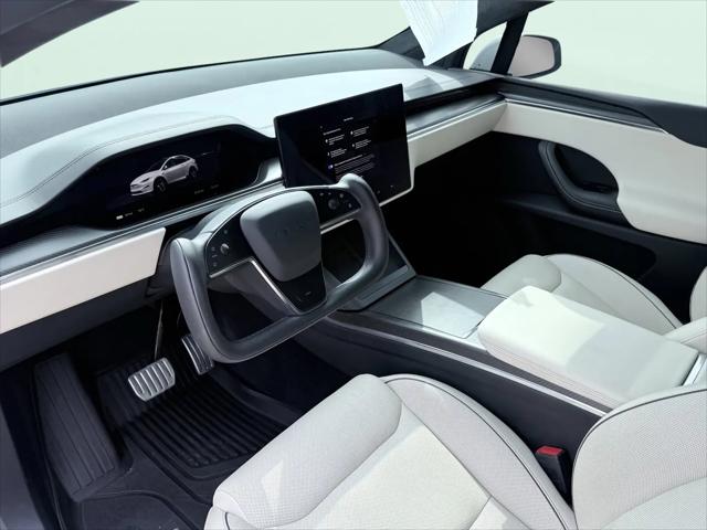 2023 Tesla Model X Plaid Tri Motor All-Wheel Drive