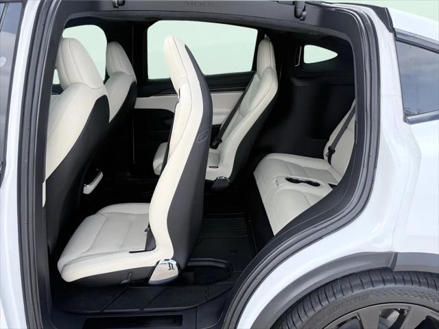 2023 Tesla Model X Plaid Tri Motor All-Wheel Drive