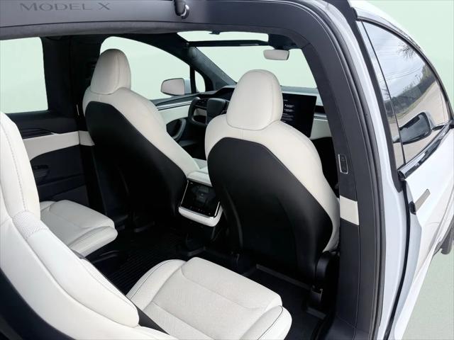 2023 Tesla Model X Plaid Tri Motor All-Wheel Drive