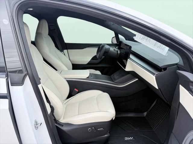 2023 Tesla Model X Plaid Tri Motor All-Wheel Drive