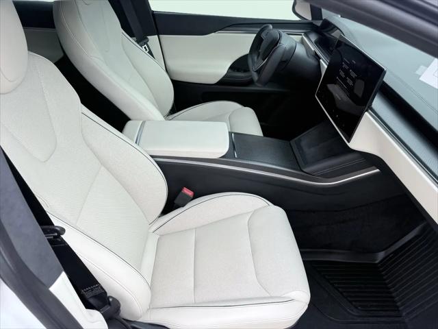 2023 Tesla Model X Plaid Tri Motor All-Wheel Drive