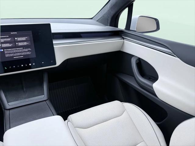2023 Tesla Model X Plaid Tri Motor All-Wheel Drive
