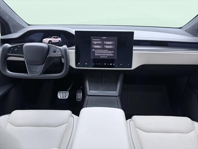 2023 Tesla Model X Plaid Tri Motor All-Wheel Drive