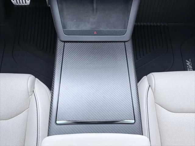2023 Tesla Model X Plaid Tri Motor All-Wheel Drive
