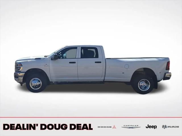 2026 Ram 3500 Tradesman Crew Cab 4x4 8' Box