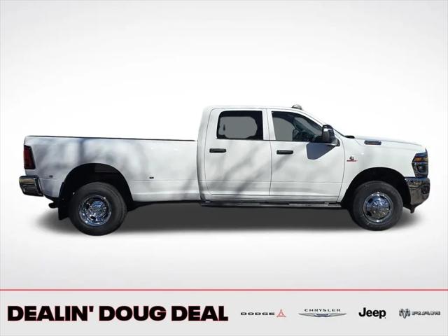 2026 Ram 3500 Tradesman Crew Cab 4x4 8' Box