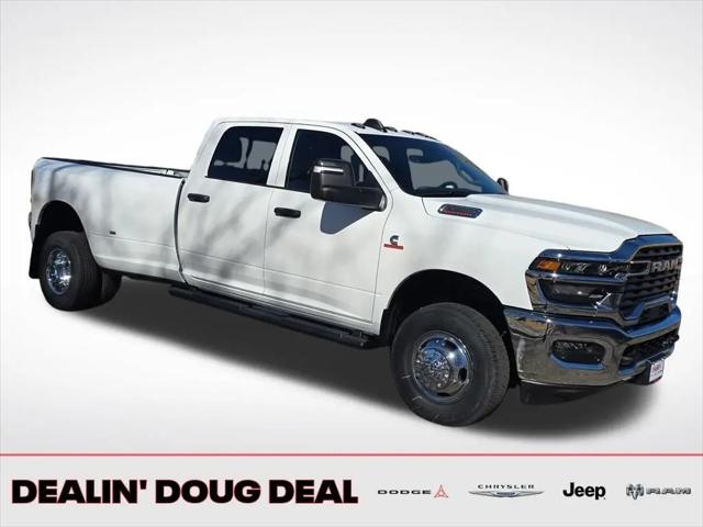 2026 Ram 3500 Tradesman Crew Cab 4x4 8' Box
