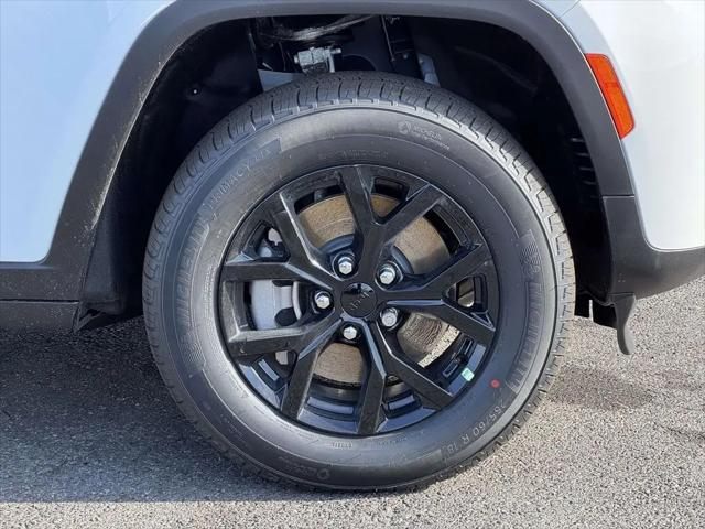 2026 Jeep Grand Cherokee L Altitude 4x4