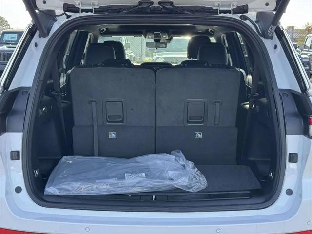 2026 Jeep Grand Cherokee L Altitude 4x4