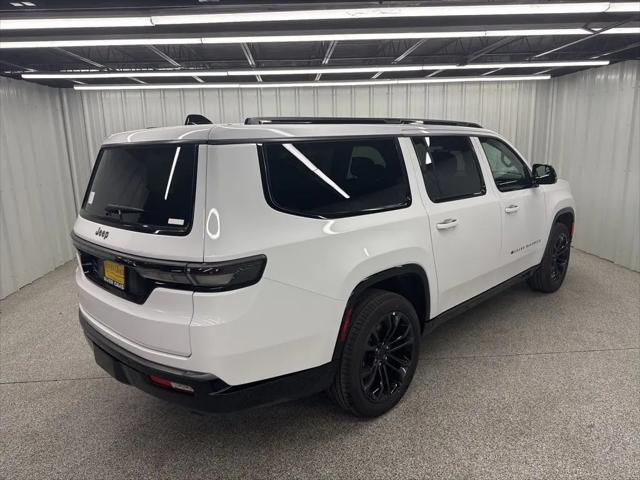 2026 Jeep Grand Wagoneer L Summit Obsidian 4x4