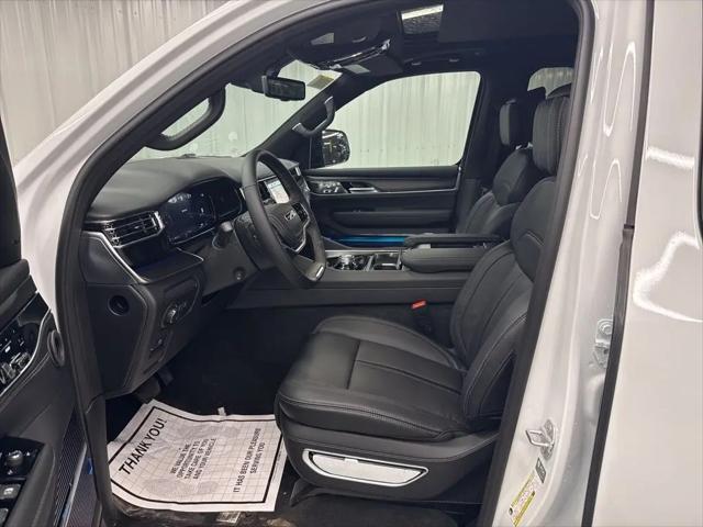 2026 Jeep Grand Wagoneer L Summit Obsidian 4x4