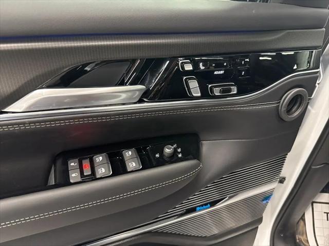 2026 Jeep Grand Wagoneer L Summit Obsidian 4x4