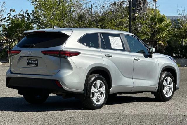 2023 Toyota Highlander LE