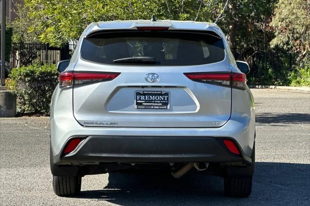 2023 Toyota Highlander LE