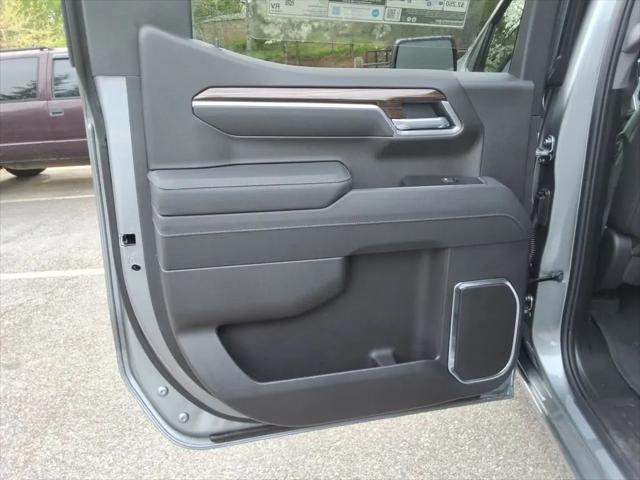 2026 Chevrolet Silverado 1500 4WD Crew Cab Short Bed RST