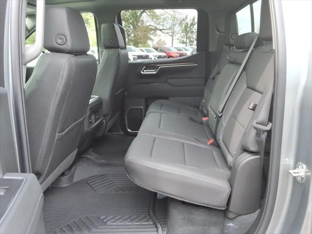 2026 Chevrolet Silverado 1500 4WD Crew Cab Short Bed RST