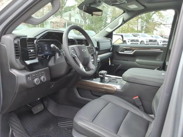 2026 Chevrolet Silverado 1500 4WD Crew Cab Short Bed RST